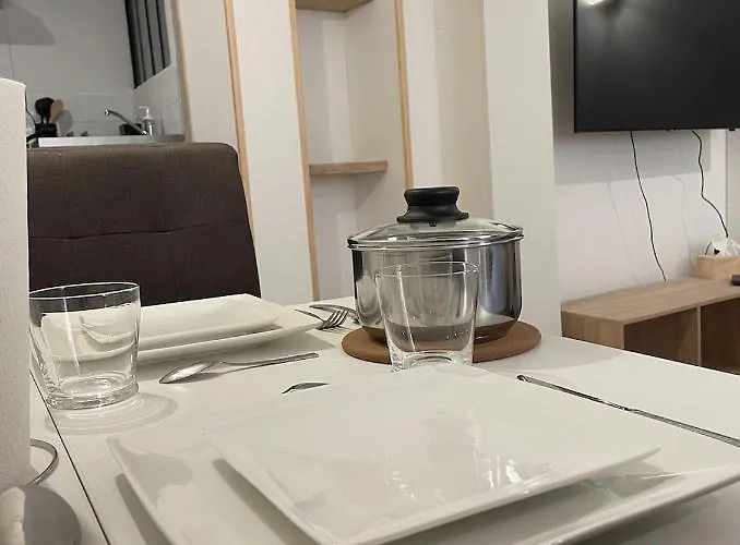 Le Studio De Ella *