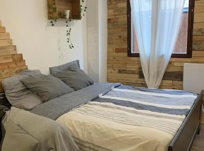 Le Studio De Ella *